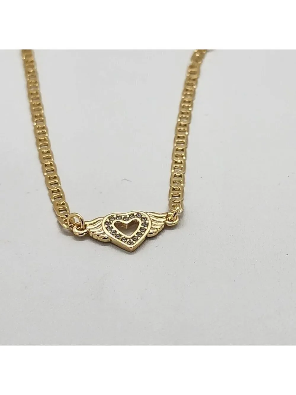 Brand New Brazilian 18k Gold Filled Heart with Wings Bracelet